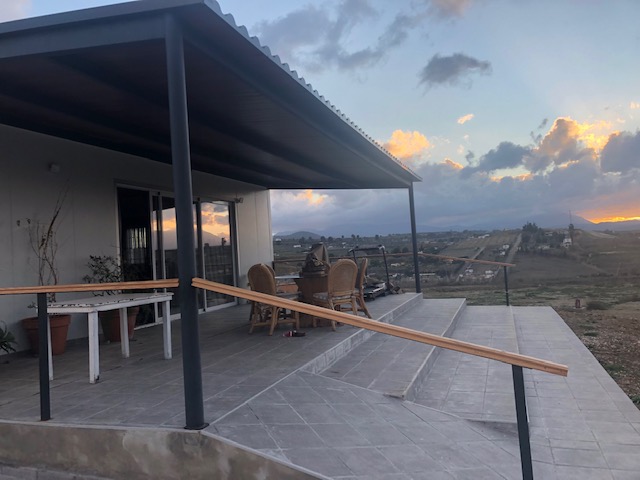 Instalación de una casa prefabricada en finca rústica de Málaga
